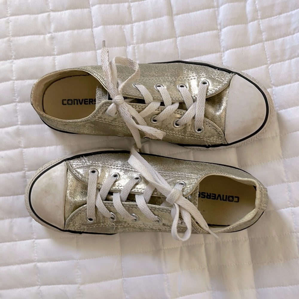 Gold Converse All Star kids 3. Sparkly!!